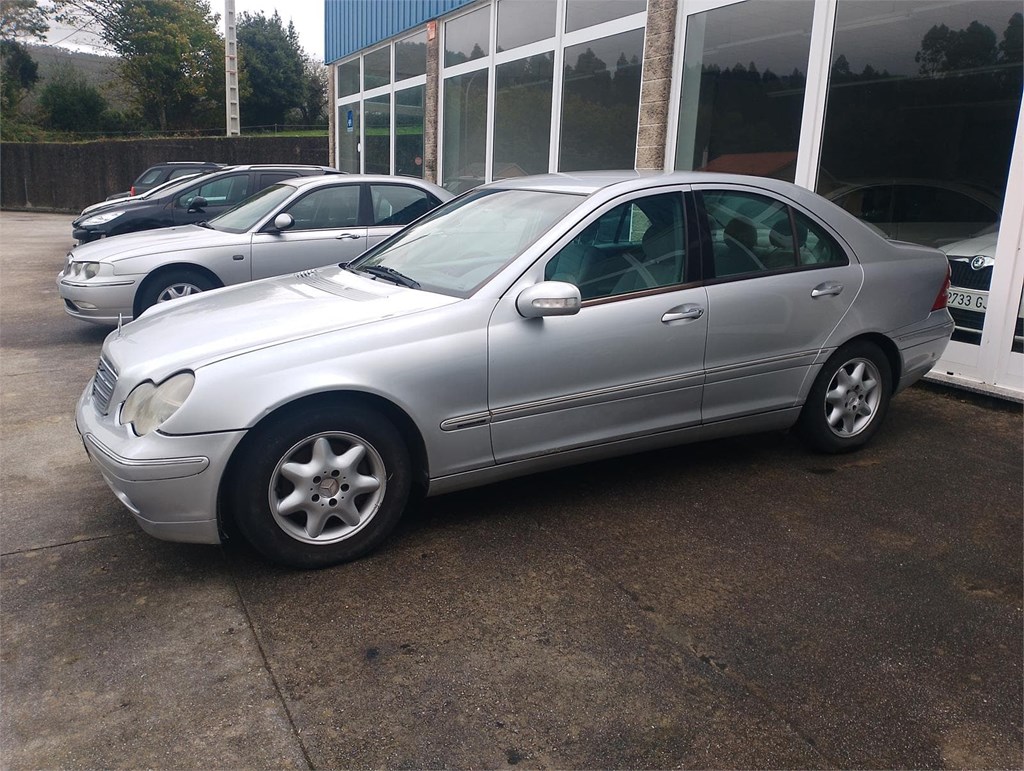 Foto 1 Mercedes C220CDI automático 