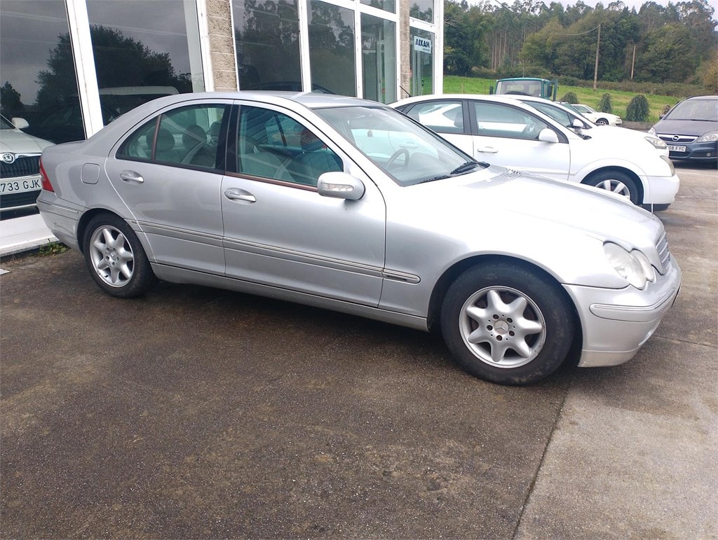 Foto 2 Mercedes C220CDI automático 