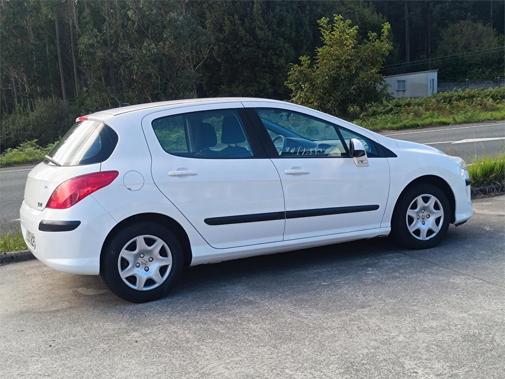 Foto 2 Peugeot 308 HDI 90cv 2011