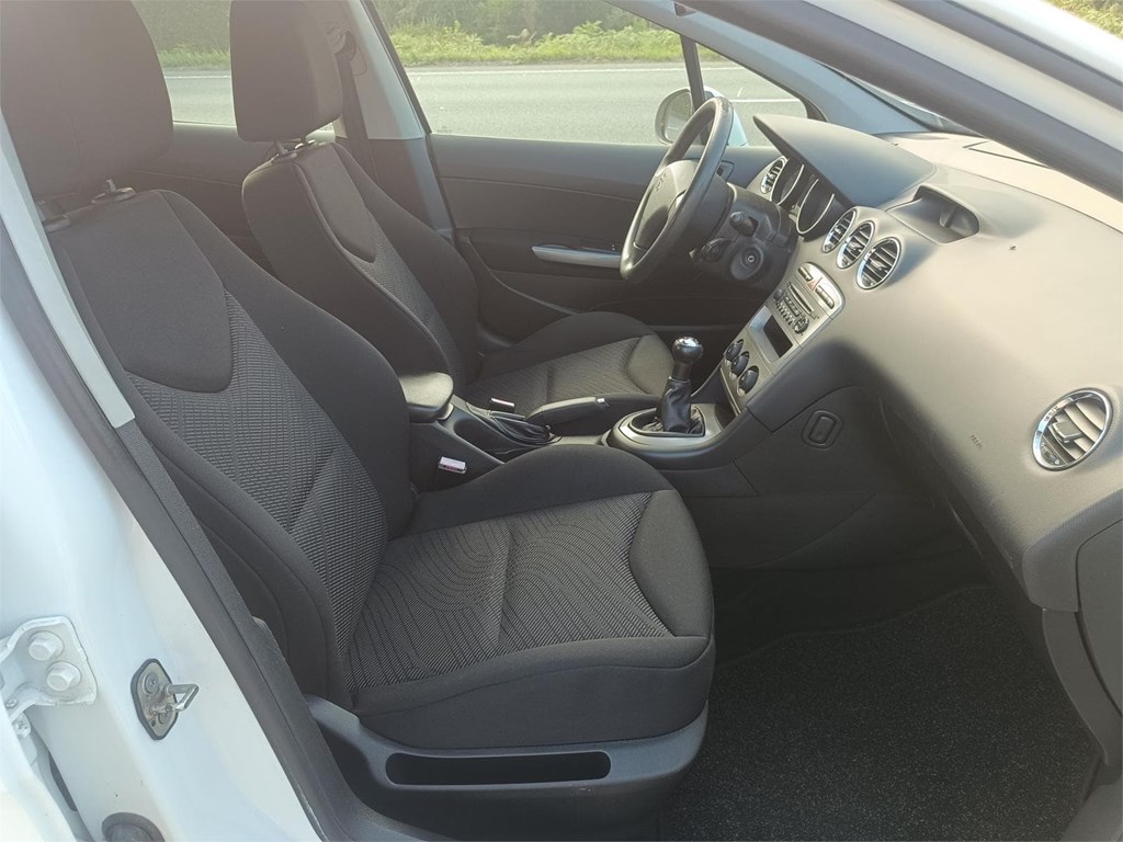 Foto 4 Peugeot 308 HDI 90cv 2011