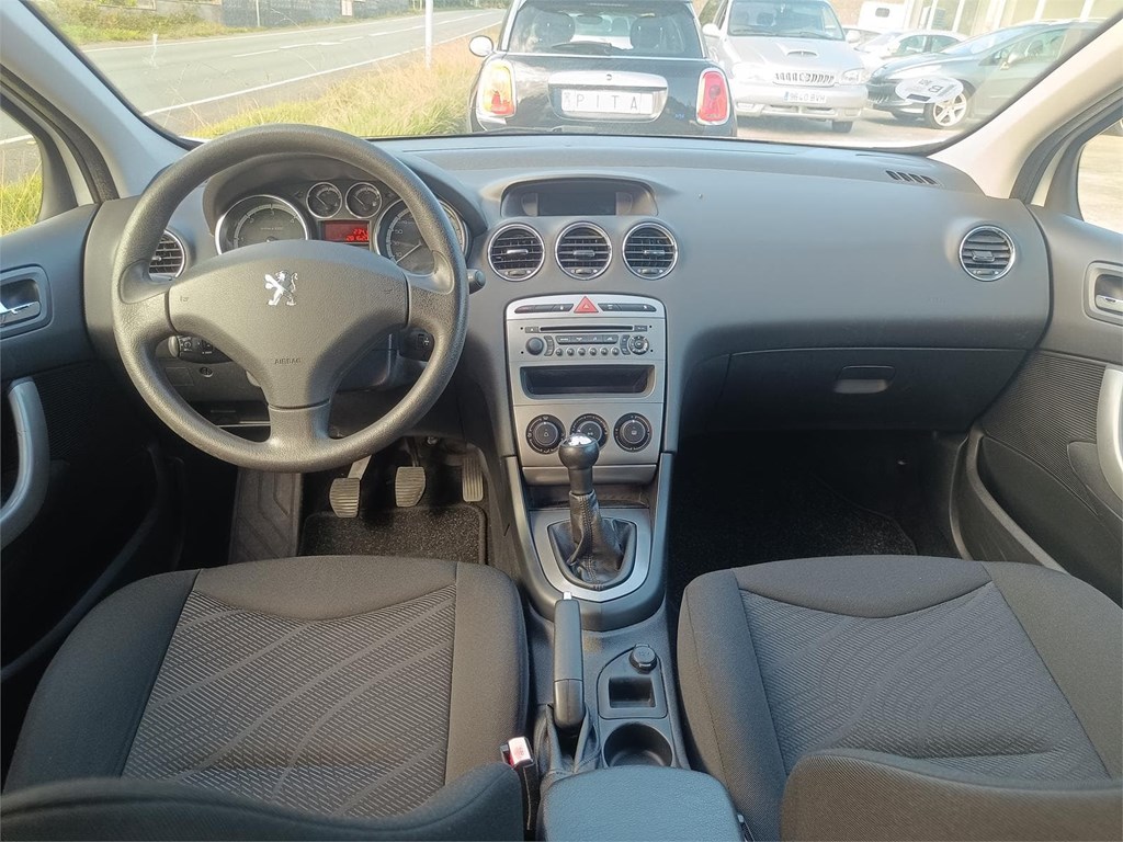 Foto 5 Peugeot 308 HDI 90cv 2011