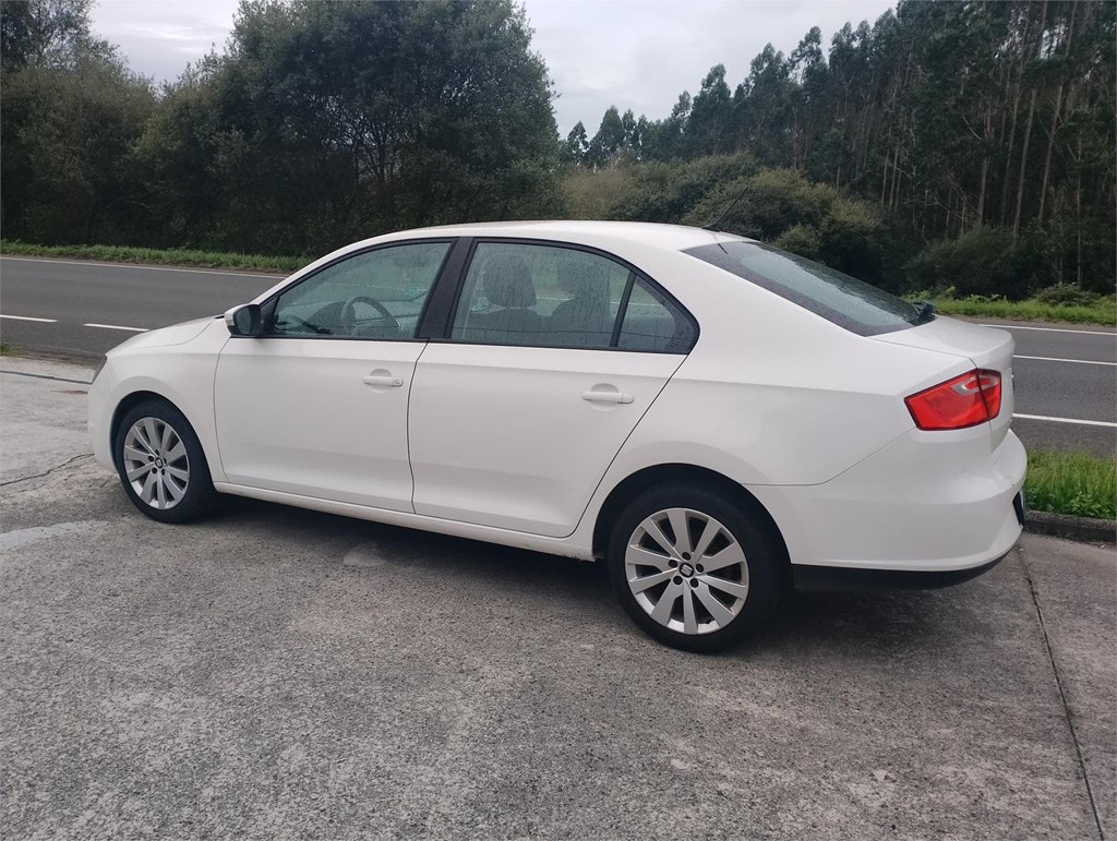 Foto 1 Seat Toledo 1.6 TDI 115cv