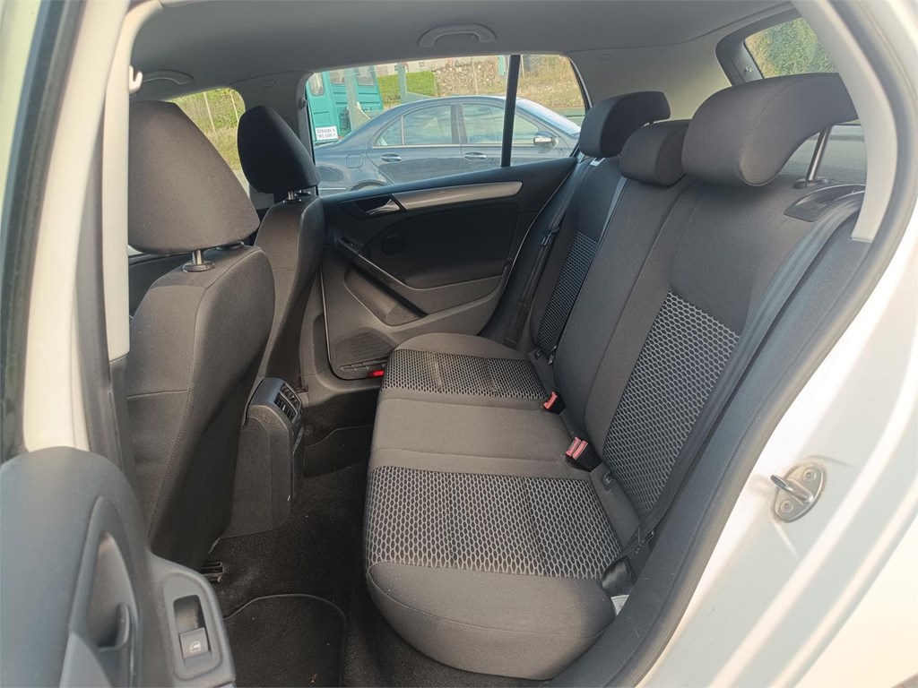 Foto 8 Volkswagen Golf VI TDI 5P 